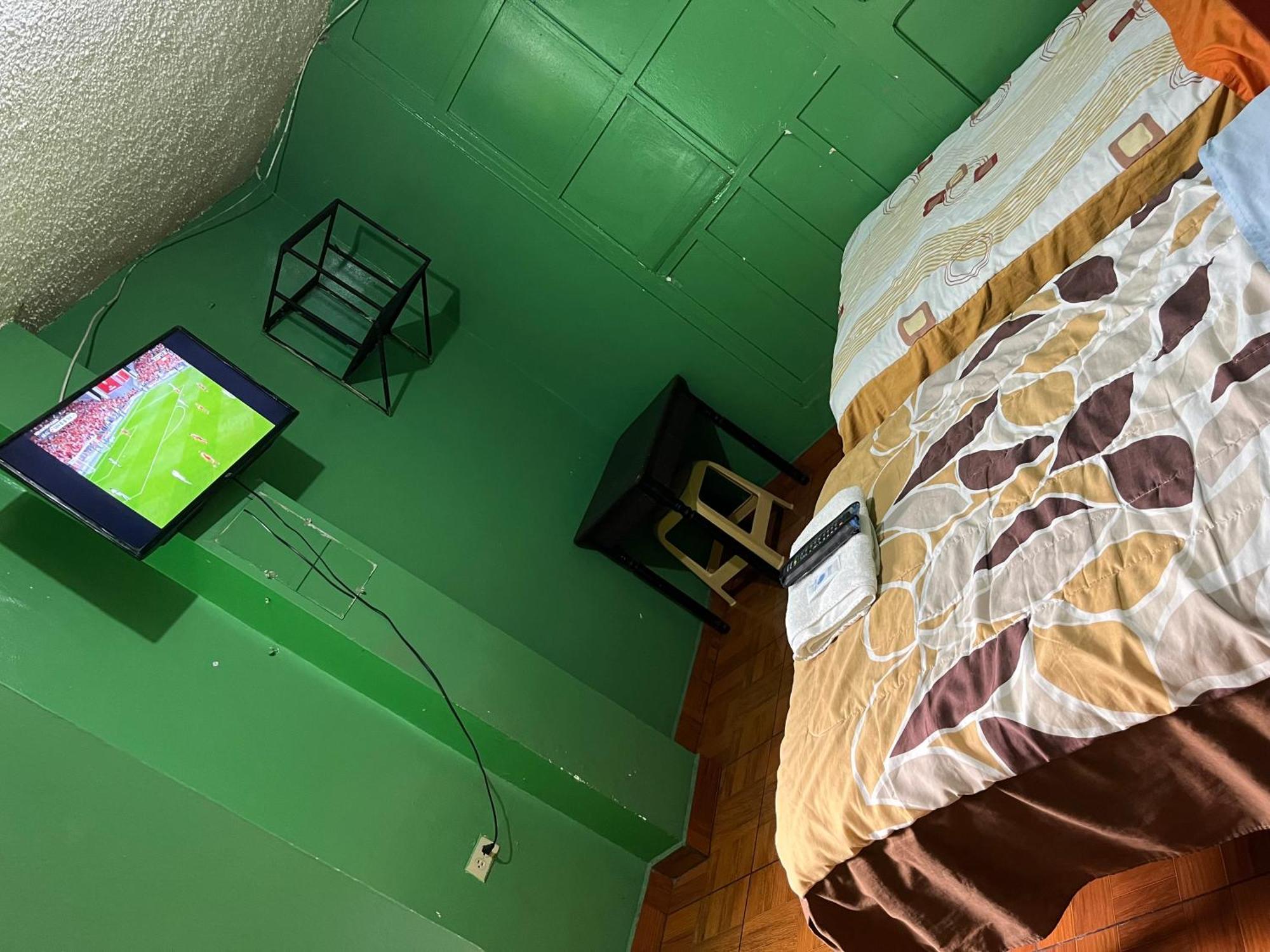 Hotel Residencial Miraflores Loja Kültér fotó